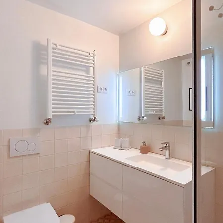 Fatima Villa Colares